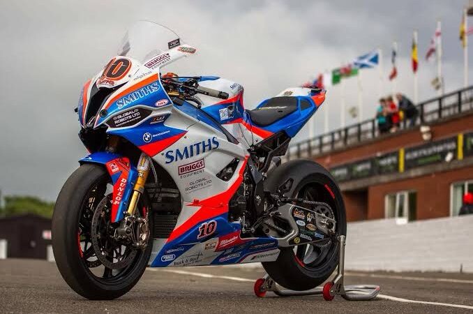 Peter Hickman Isle of Man TT winning BMW S1000RR sells for £88,550&nbsp;