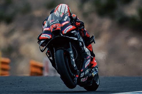 Bezzecchi Extends Championship Lead Despite First Sunday Loss Since Sepang