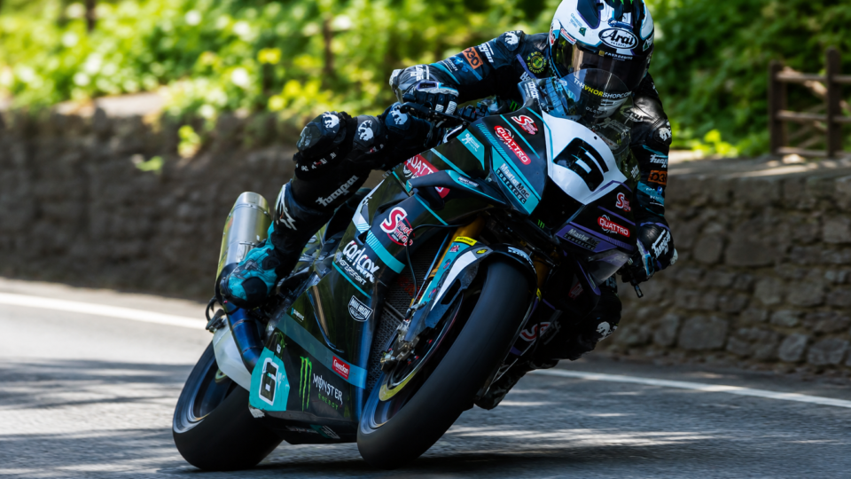 Hickman Tops Isle of Man TT Superbike Session As Three Riders Break 130mph