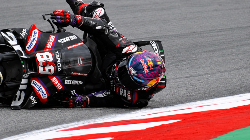 Martin Thinks of Salom During Catalunya Crash and Demands Turn 12 Safety Improvements