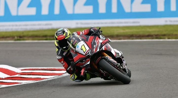 Ryde Wins All Three at Oulton Park to Launch BSB 2026 Title Defence in Style