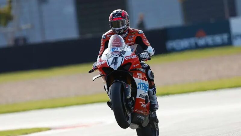 Scott Redding Takes Donington BSB Race 1 Victory