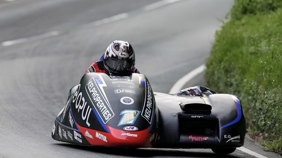 Four Time TT Sidecar Winners Crowe Brothers Hospitalised During Third Qualifying Session