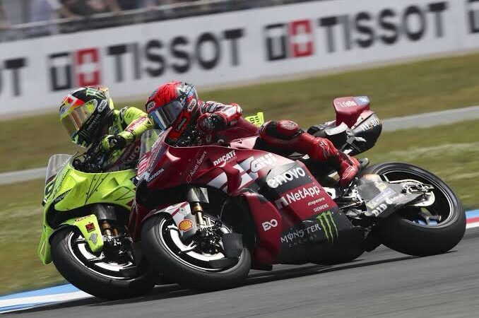 Marquez and Di Giannantonio Clash at Final Chicane