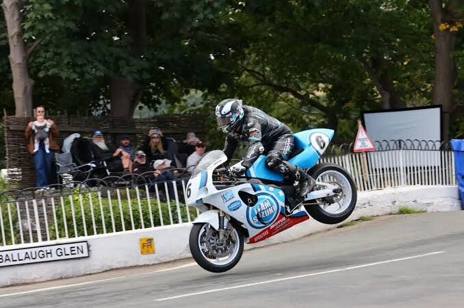 Dunlop Sets New Record During Classic TT Double